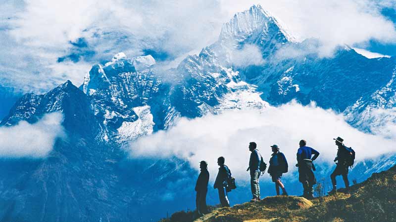Trek to Dhauladhar Snowline